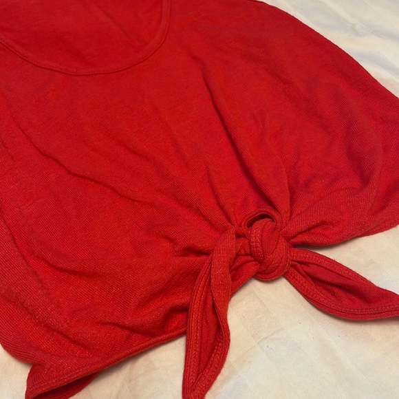 Wilfred Free Red Top. Size small - Picture 2 of 3